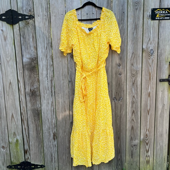 CITY CHIC plus size 14 Emily Sunshine Spray Maxi Dress Women’s 14 NWT NEW - Picture 5 of 15